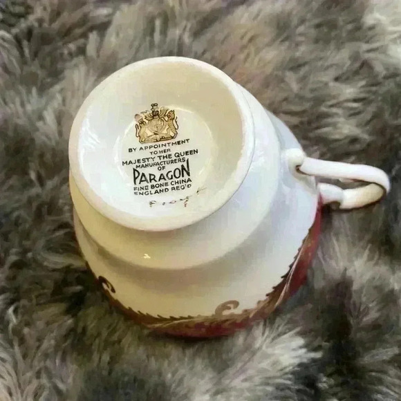 Red Paragon Tea  Cup And Saucer, Maroon red with flowers - Picture 9 of 12